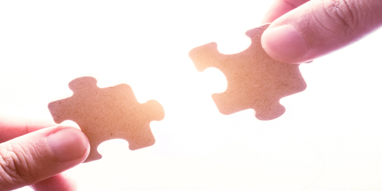 非常差异品牌定位：左手品牌，右手坚持！