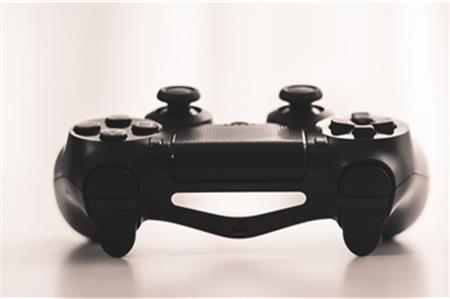 品牌定位是一场游戏，认真你就输了