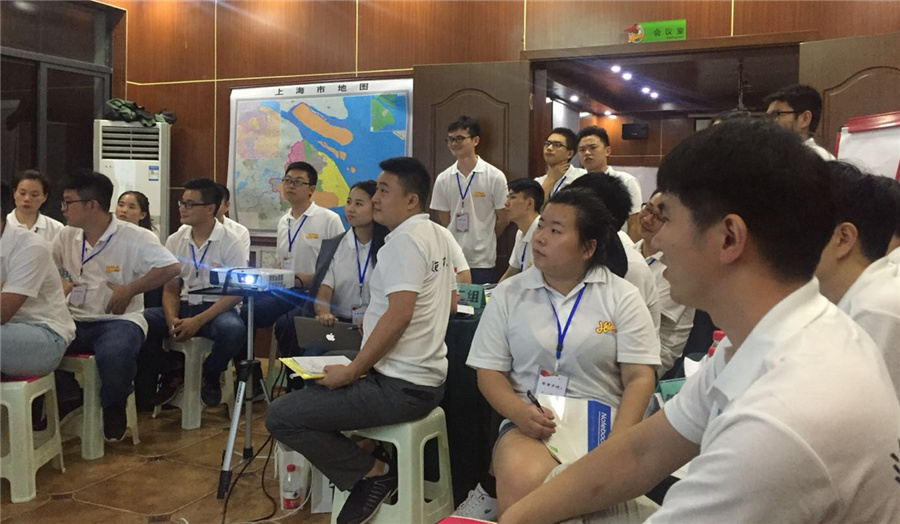 海伦餐饮连锁品牌定位,餐饮品牌定位